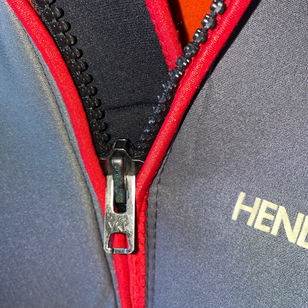 HENDERSON Women’s 2 piece scuba diving wet suit LIKE NEW CONDITION